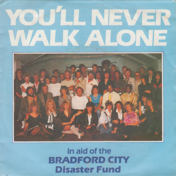 The Crowd (2) – You'll Never Walk Alone (1985) – Hoes