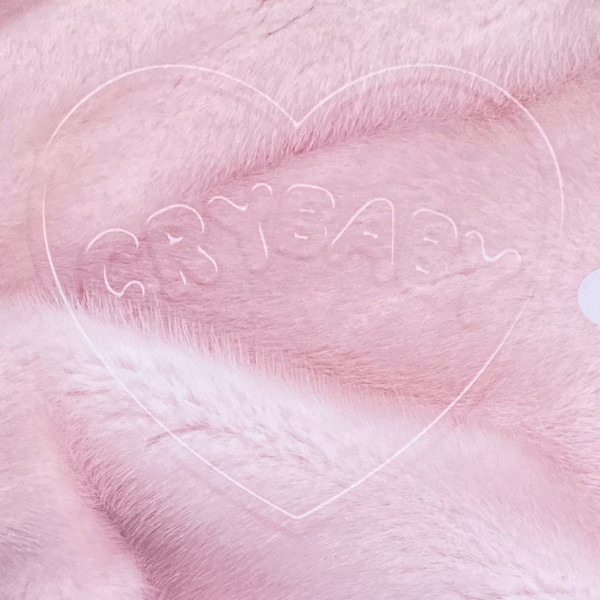 Melanie Martinez (2) – Cry Baby (2022) – Hoes