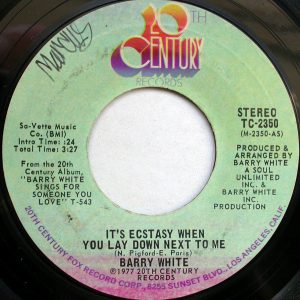Barry White - It's Ecstasy When You Lay Down Next To Me