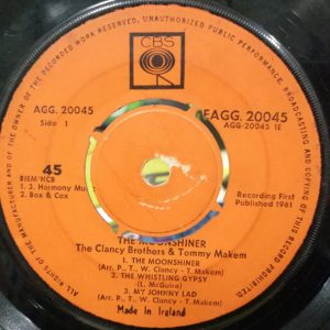 The Clancy Brothers & Tommy Makem - The Moonshiner