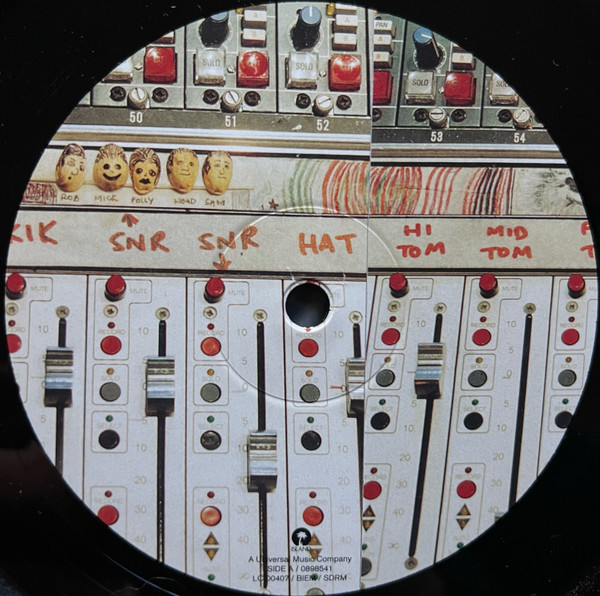 PJ Harvey - Stories From The City, Stories From The Sea