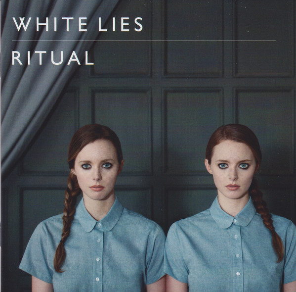 White Lies (2) – Ritual (2011) – Hoes