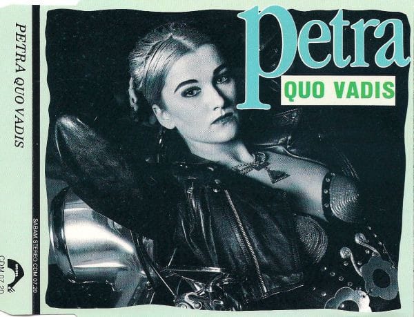 Petra (4) – Quo Vadis (1993) – Hoes