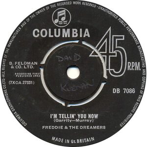 Freddie & The Dreamers – I'm Tellin' You Now (1963) – Hoes