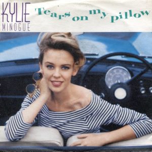 Kylie Minogue – Tears On My Pillow (1990) – Hoes