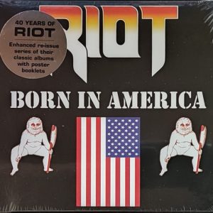 Riot (4) – Born In America (2015) – Hoes