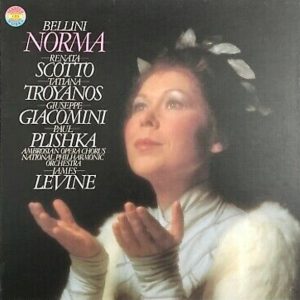 Vincenzo Bellini – Norma (1980) – Hoes